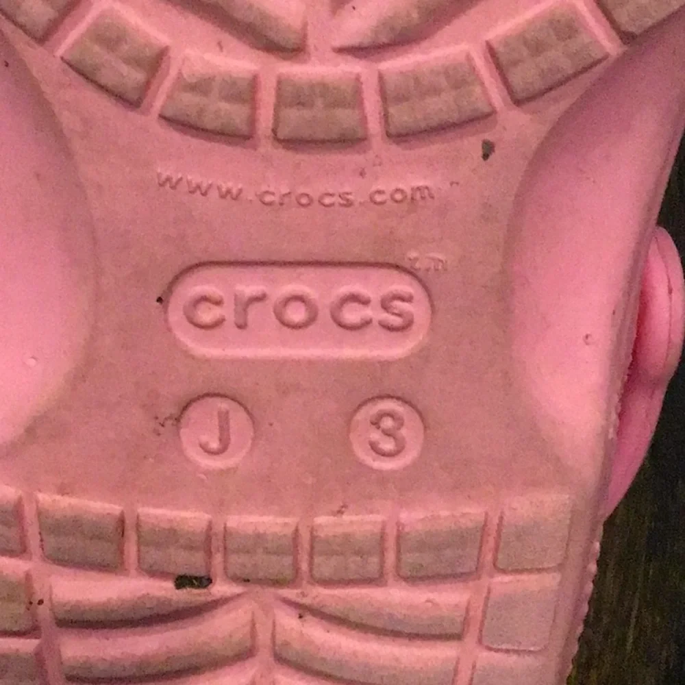 Crocs - Pink Crocs